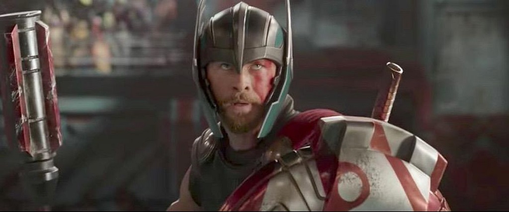 Thor dalam cuplikan Ragnarok.