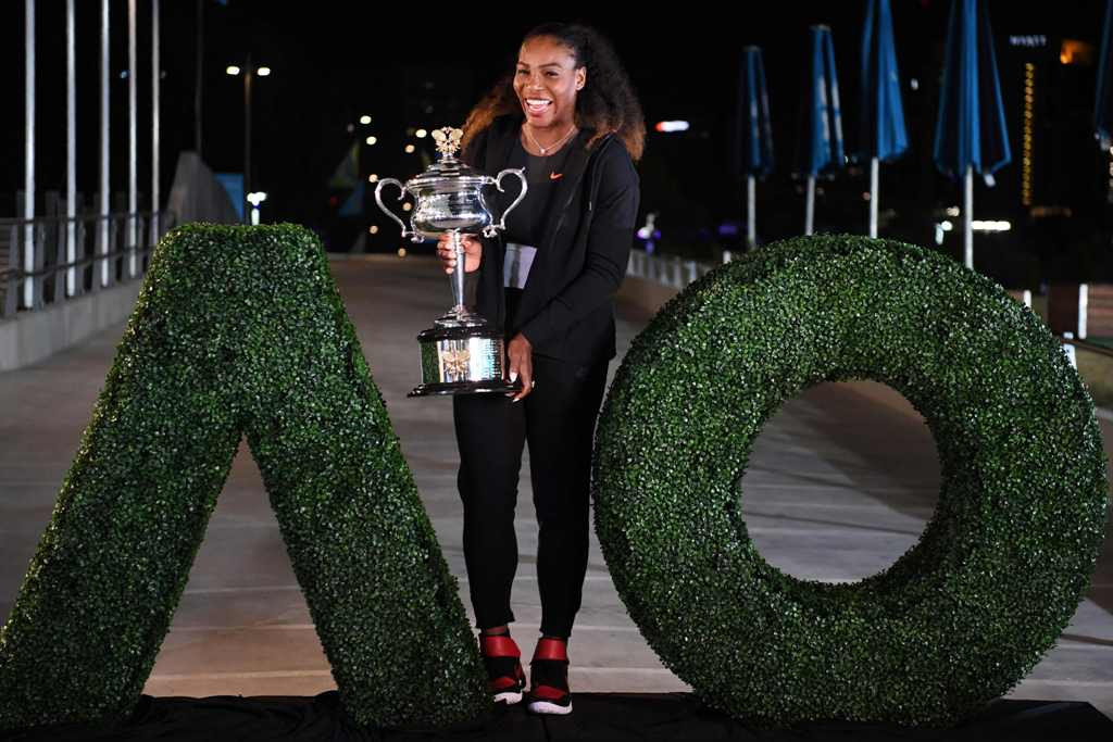 Serena Williams saat juara di Australian Open 2017 (Foto: AFP)