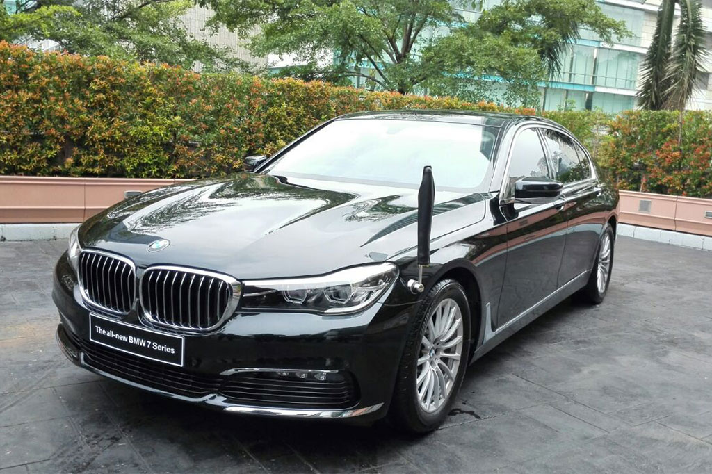 BMW Seri-7 bisa dipersonalisasi dengan fitur kebal peluru. MTVN/Ekawan Raharja