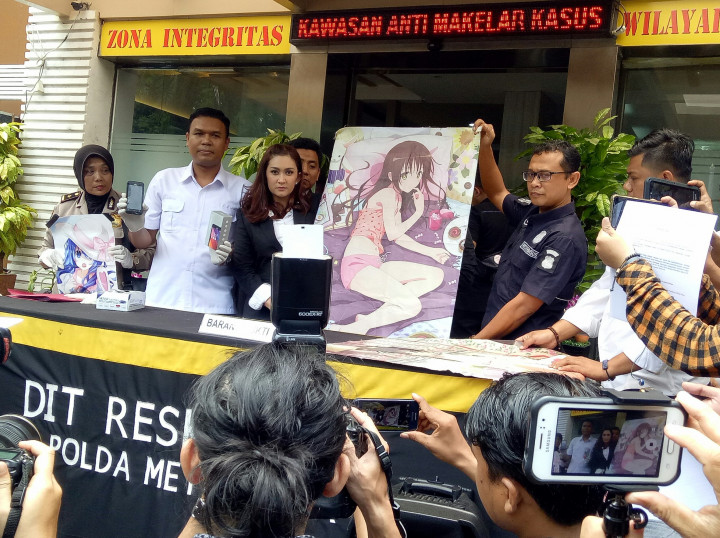 Pengirim Konten Porno ke Nafa Urbach Penyuka Anime