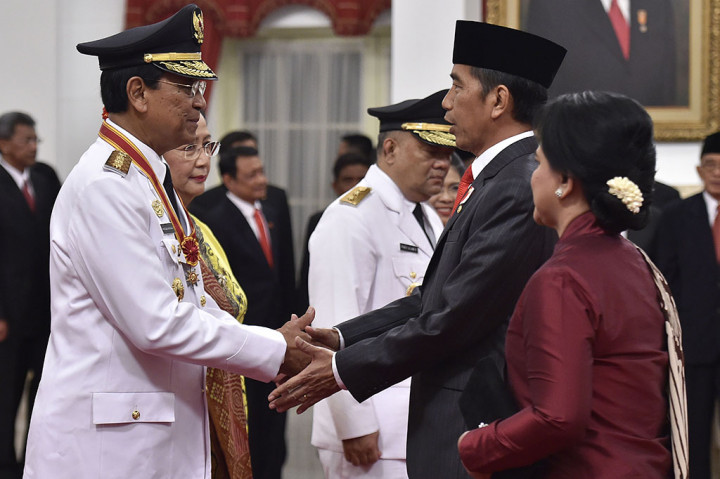 Jokowi Lantik Gubernur dan Wagub DIY