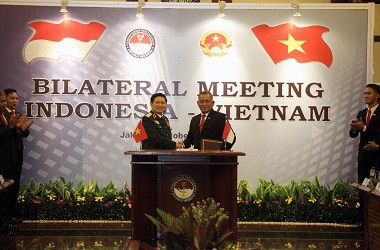 Menhan RI-Vietnam Bahas Nuklir Korut dan Krisis Rakhine