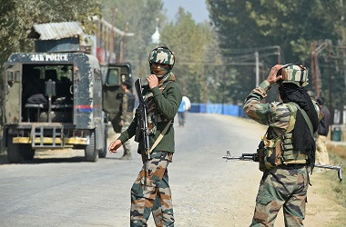 Pasukan India Bunuh Komandan Grup Militan Kashmir