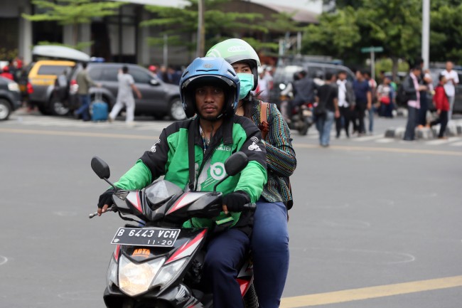 Curhat Warga soal Ribetnya Transportasi Konvensional