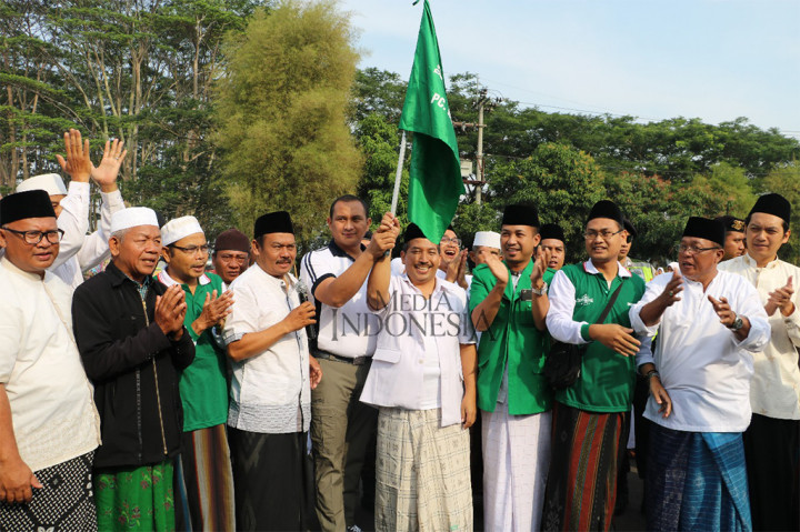 Kapolres Malang Ajak Ulama dan Ribuan Santri Jalan Sehat