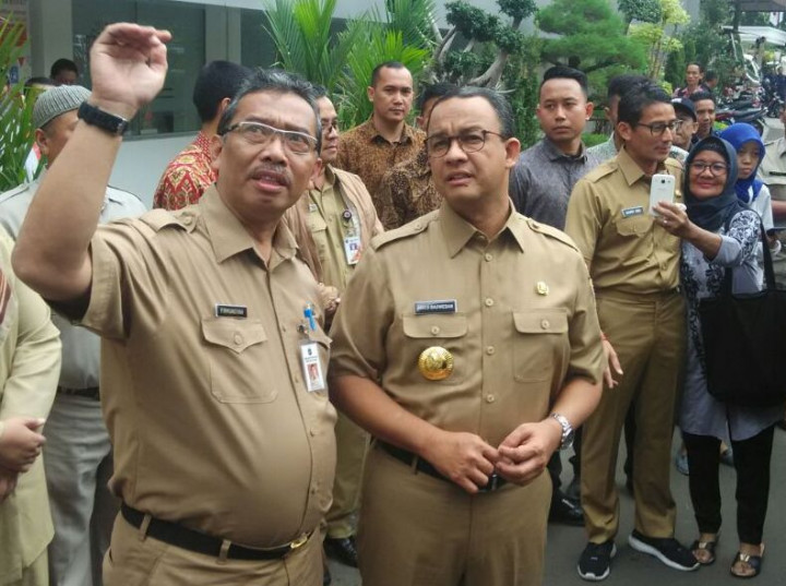 Anies Bergeming soal Reklamasi