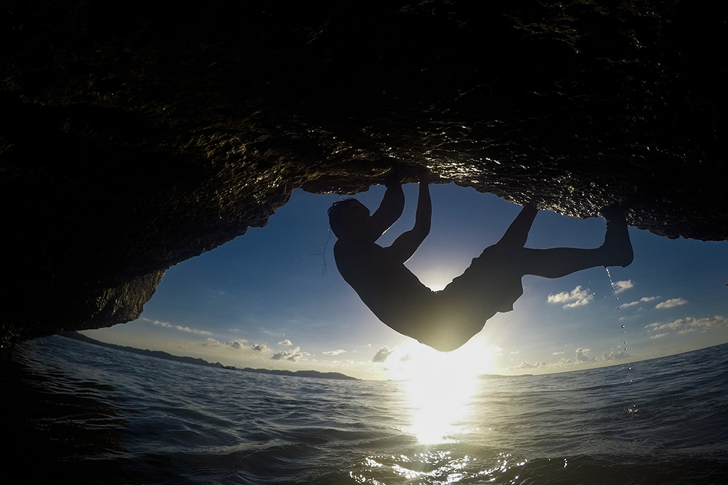 Menapaki Pesona Taman Nasional Komodo