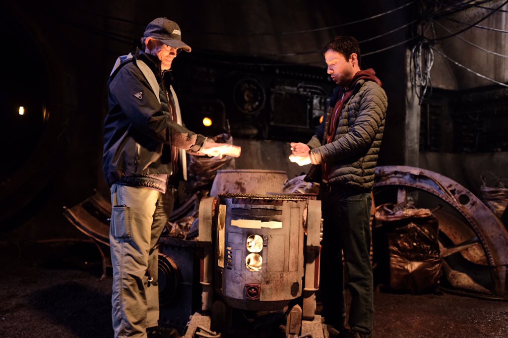 Ron Howard dan Jon Kasdan di lokasi syuting film Solo (Twitter @RealRonHoward)