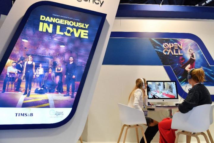 You Decide the Plot: Social Media Shows Shake TV Drama