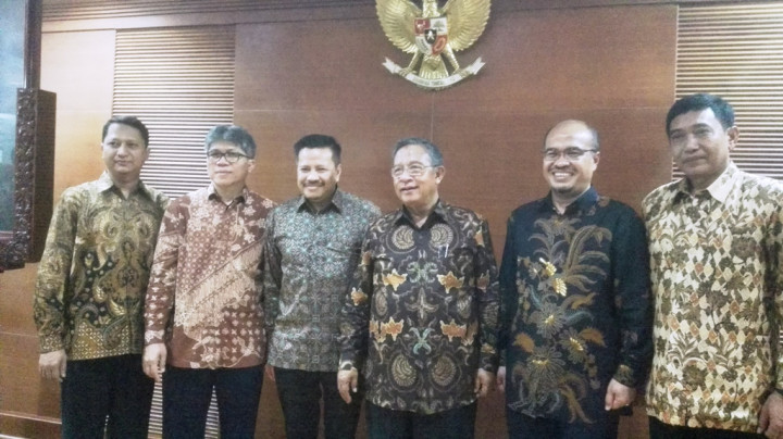 Darmin Tantang Lukita Naikkan Pertumbuhan Ekonomi Batam 7%