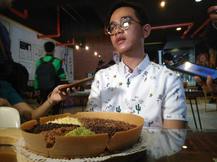 Dua Pekan Setelah Resepsi di Solo, Keluarga Presiden Bertolak ke Medan