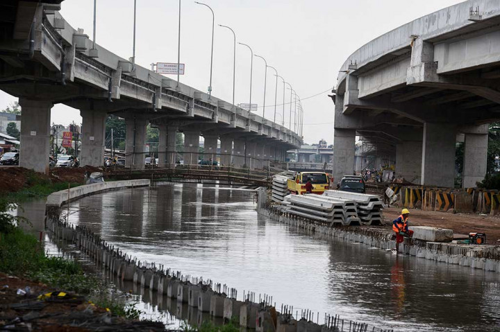 Tol Becakayu Mulai Beroperasi November