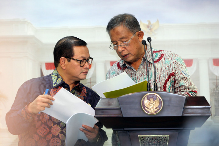 Presiden Singgung Menko Darmin Banyak Merokok