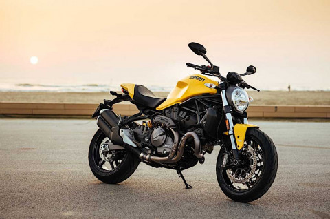 Ducati Monster 821 >> Ducati Monster 821 Bergaya Old School Ducati Monster 821 >> Ducati Monster 821 Bergaya Old School