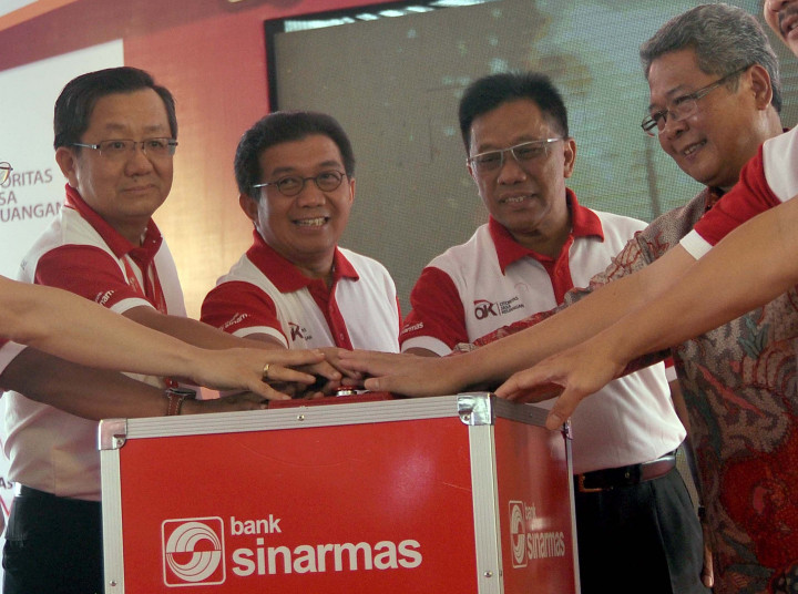 Bank Sinarmas Ajak Santri Ikut 'Gerakan Ayo ke Bank'