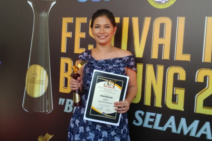Terima Kasih Djenar Maesa Ayu kepada Hanung Bramantyo di FFB 2017