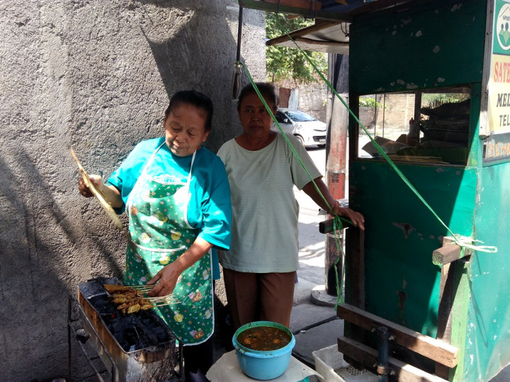 Keluarga Presiden Pesan 4 Ribu Porsi Sate Kere untuk Pernikahan Kahiyang-Bobby