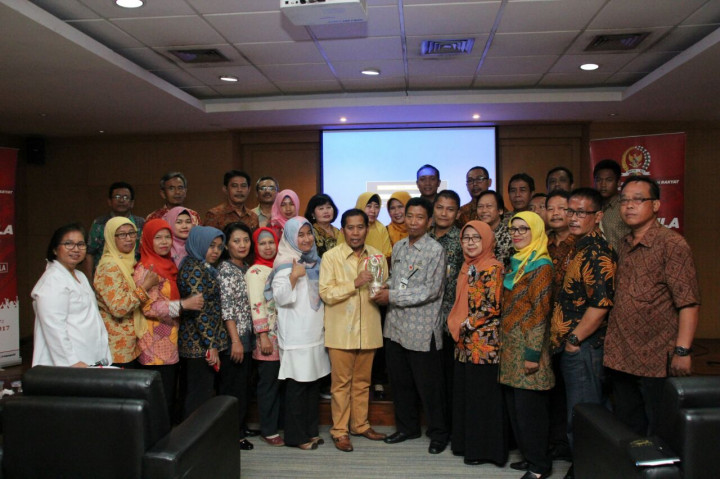 Puluhan Guru Adukan Nasibnya ke MPR