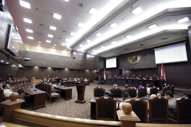 MK Mengesahkan Kemenangan Mathius-Giri dalam Pilkada Jayapura