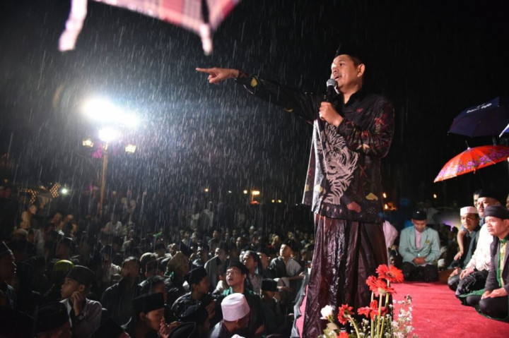 Nadzoman Serempak di Purwakarta Pecahkan Rekor MURI