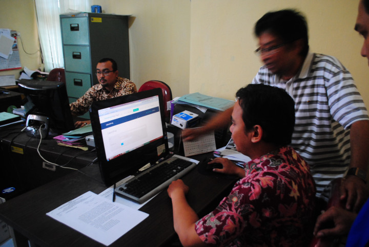 Daerah Terbentur SDM dan Alat untuk Distribusi KTP-el