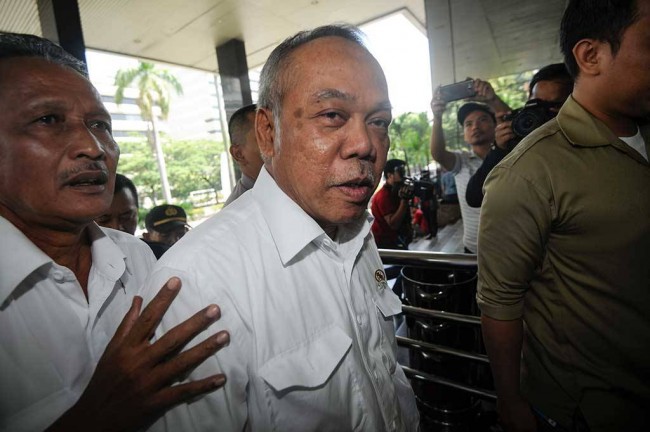 Menteri PUPR Tengok Proyek Drainase di Istana