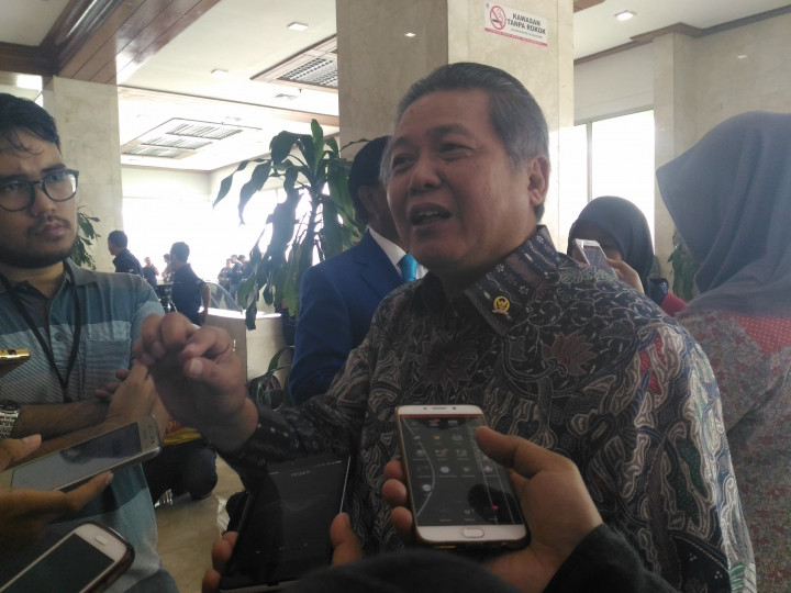 PDIP Menyayangkan Sikap PAN Berubah di Menit Akhir