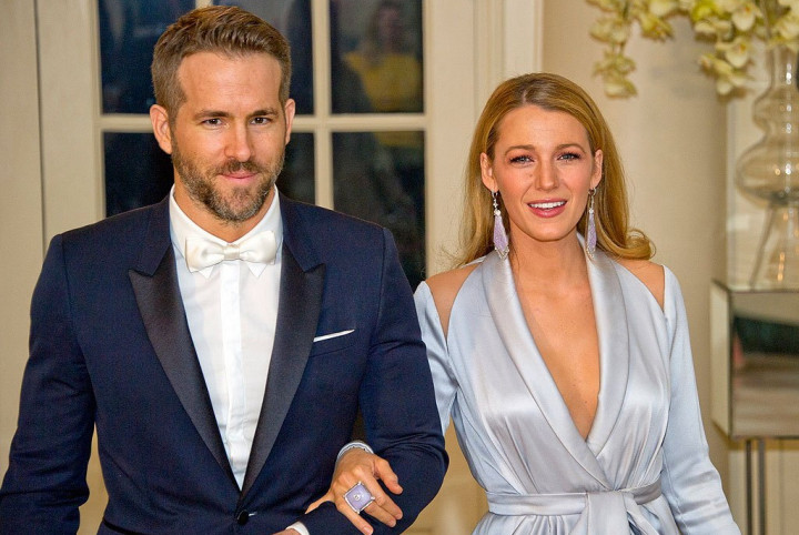 Blake Lively Manfaatkan Ultah Ryan Reynolds untuk 'Balas Dendam'