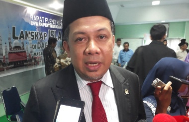 Fahri Hamzah Minta Anies-Sandi Sedikit Bicara Banyak Kerja