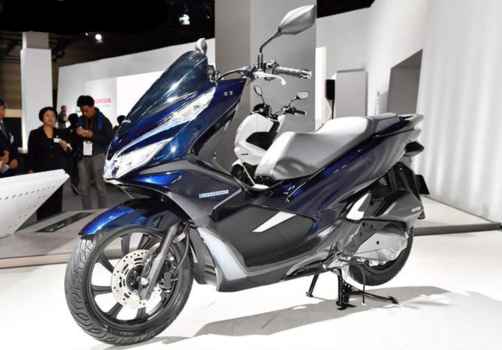 Sosok Honda PCX Baru Ada Opsi Mesin Hybrid dan Listrik - Medcom.id