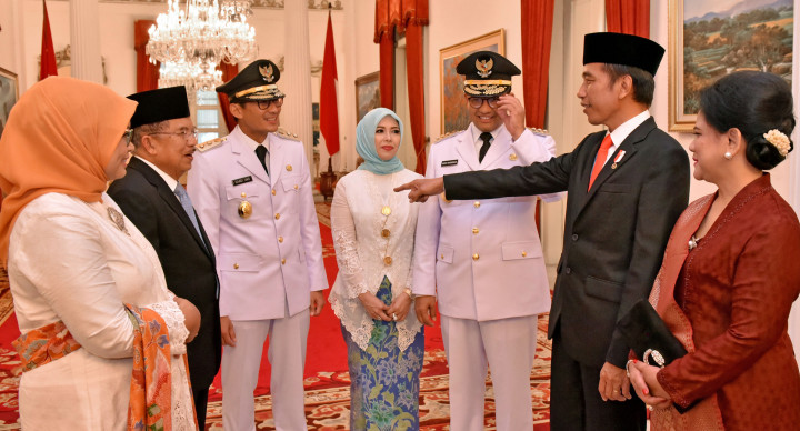 Anies-Sandi Dijamu Tahu Tempe di Istana Wapres