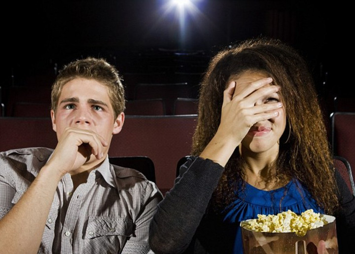 Nonton Film Horor Bantu Bakar Kalori Setara Jalan Kaki