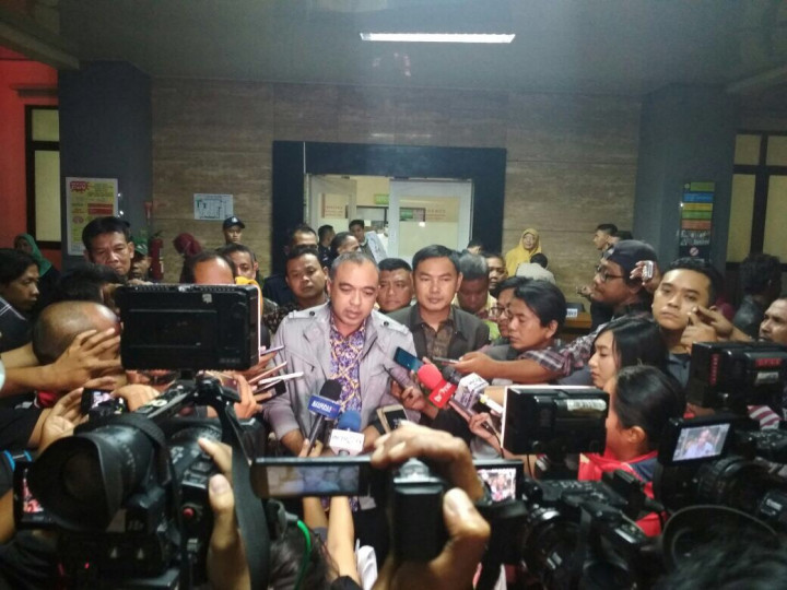 Bupati Tangerang Pastikan Pabrik Kembang Api Kantongi Izin