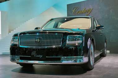Toyota Century 2018, Tampil ala Rolls Royce