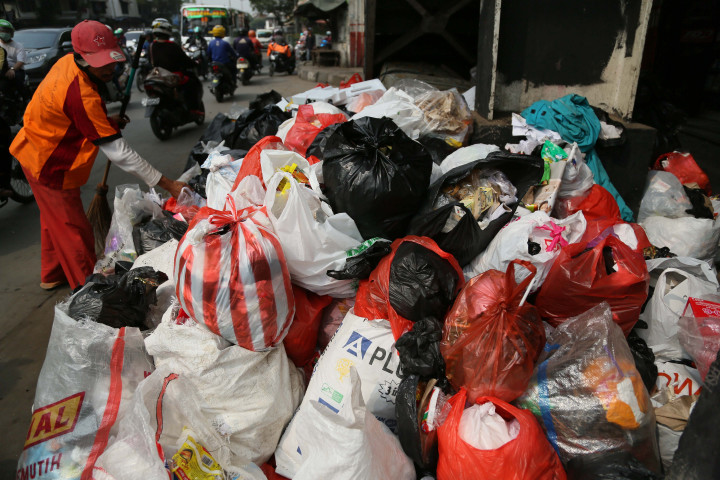 Retribusi Sampah di Solo Segera Dipungut Non Tunai