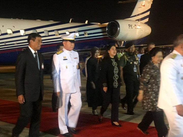 Menko PMK Dampingi Megawati Hadiri Upacara Kremasi Raja Thailand