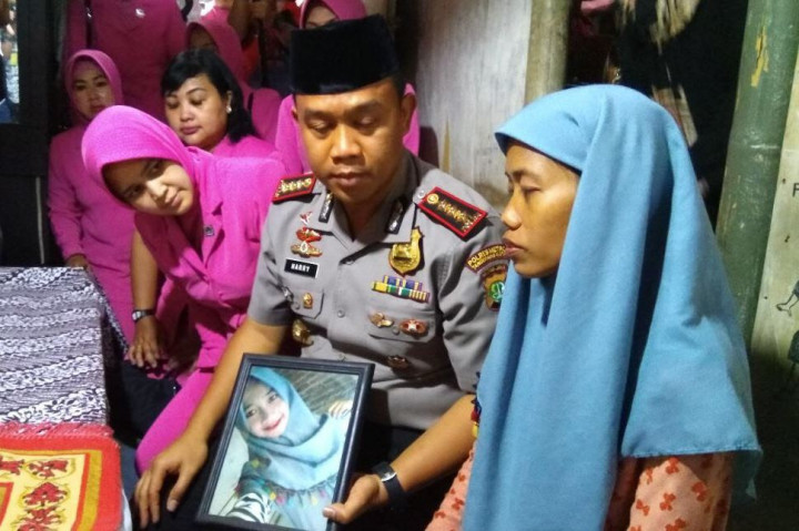 Tuti Berulang Kali Mimpi Didatangi Surnah
