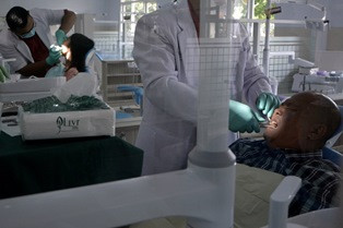 Penyebab Distribusi Tenaga Medis di Indonesia tak Merata