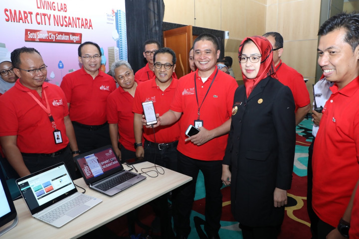 Telkom Serahkan Apresiasi Smart City Readiness 2017 kepada 52 Pemda
