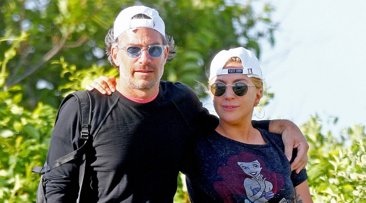 Lady Gaga Bertunangan dengan Christian Carino