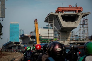 Solusi Jangka Pendek Atasi Kemacetan Jakarta