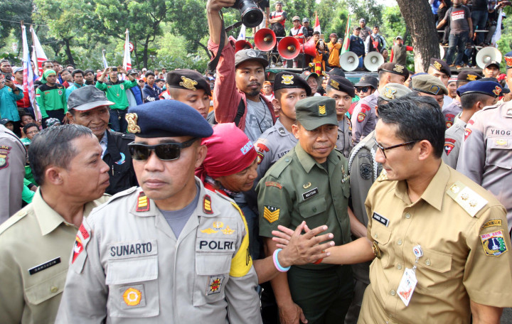 Sandi Sebut UMP DKI 2018 Sudah Besar