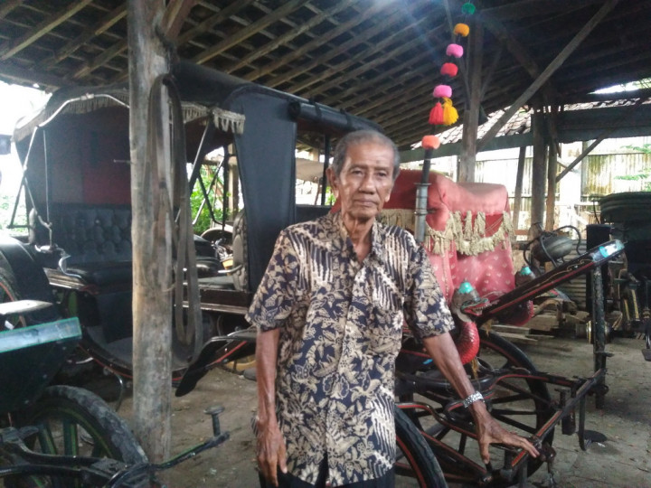 Delapan Kereta Kuda Digunakan pada Pernikahan Kahiyang-Bobby