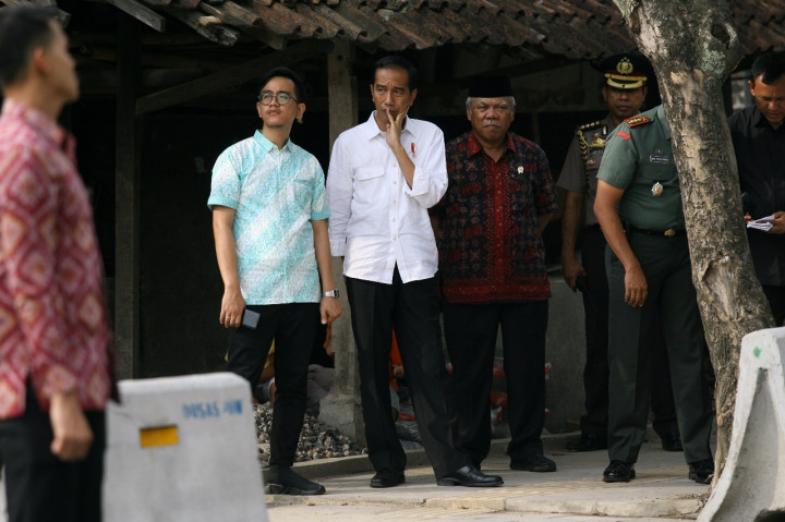 Jokowi Sebut Urus Pernikahan Kahiyang Lebih Repot dari Gibran