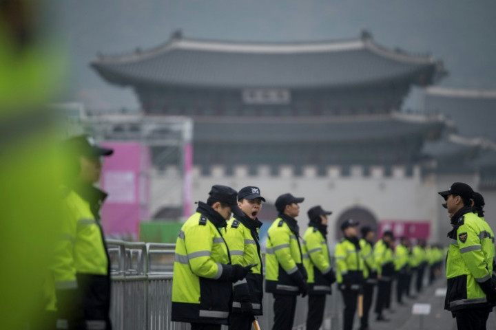 Trump Promises to 'Figure It Out' with South Korea's Moon