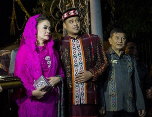 <i>Besanan</i> dengan Jokowi, Ini Pesan Ibunda untuk Bobby Nasution