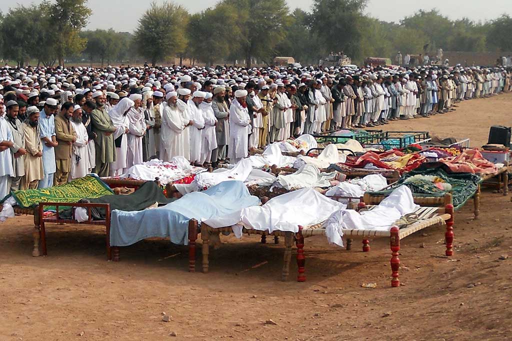 26 Korban Bus Jatuh ke Jurang di Pakistan Dimakamkan