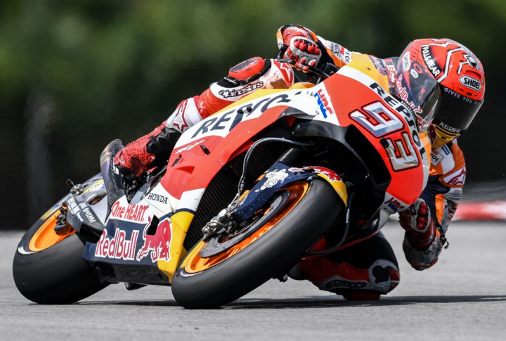 Lorenzo Mengaku Sulit Menghentikan Marquez