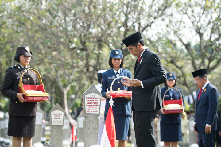 Presiden Pimpin Ziarah Nasional di TMP Kalibata