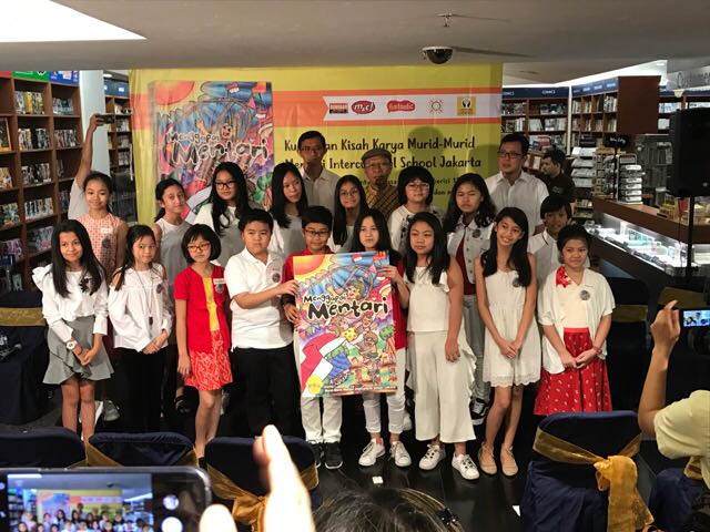 Murid SD Tuangkan Cerita Kebhinekaan dalam Buku Menggapai Mentari